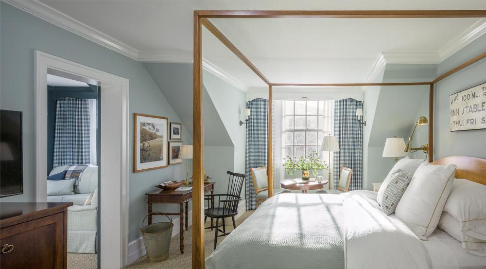 Suite interior